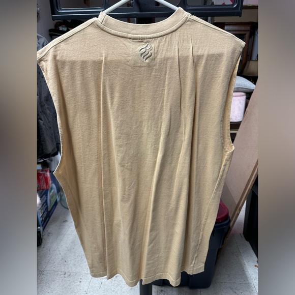 Men’s Rocawear Shirt - Picture 4 of 5